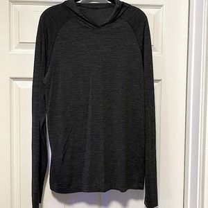 Lululemon Vent Tech Hoodie Long Sleeve Shirt - Medium
